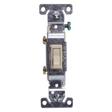 DiversiTech® 620-605 Single Throw Toggle Switch, 15 A, 120 V, White, 1-Pole